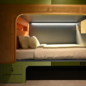 https://dream-chaser-boutique-capsule-hotel-singapore.singapore-best-hotels.net