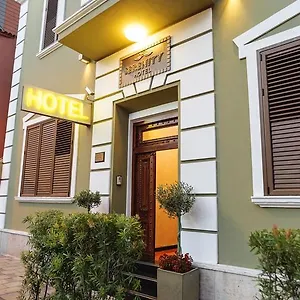 Serenity Hotel