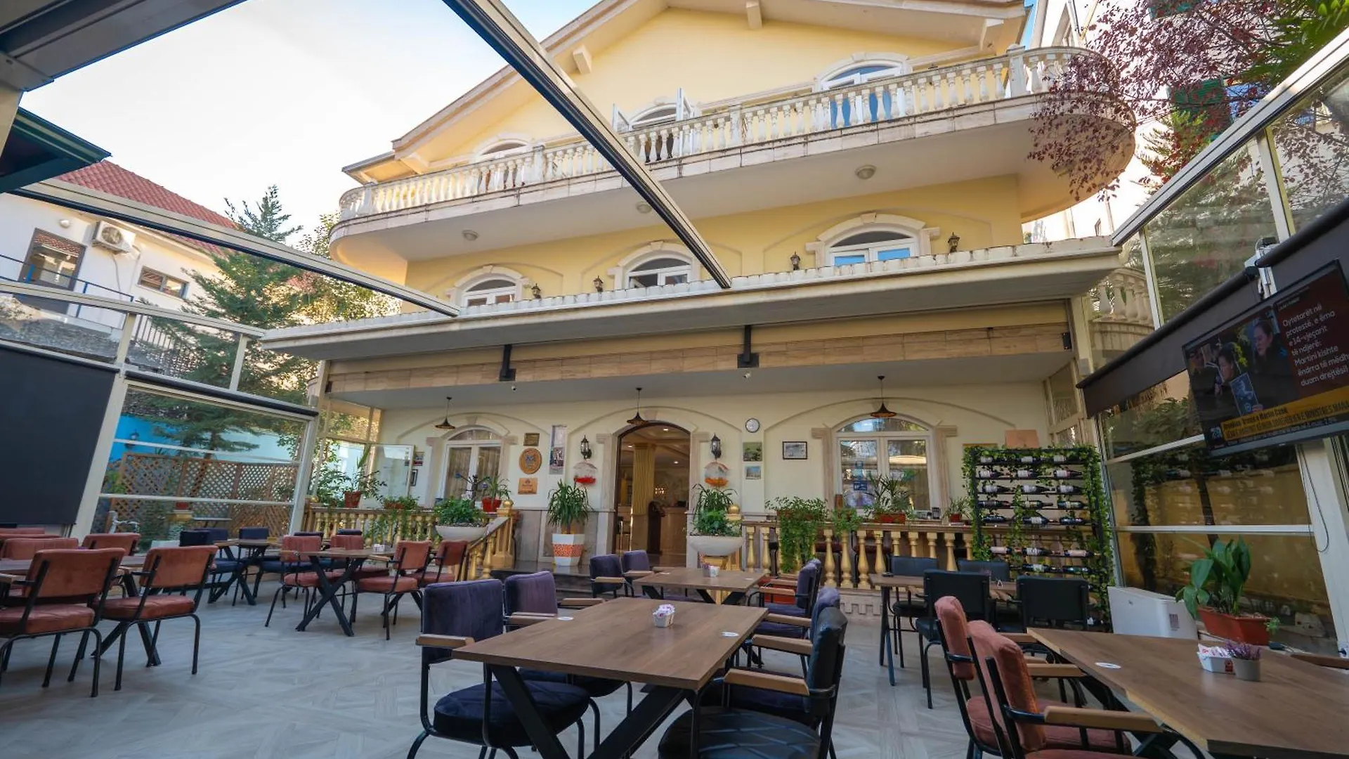 ****  Olimpic Hotel Τίρανα Αλβανία